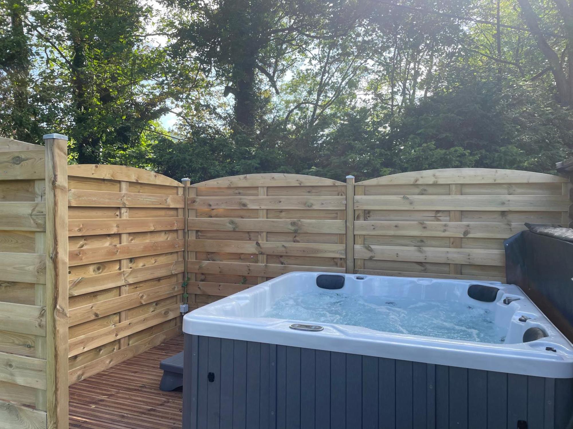 La Vieille Ferme Et Son Jacuzzi Holiday home *